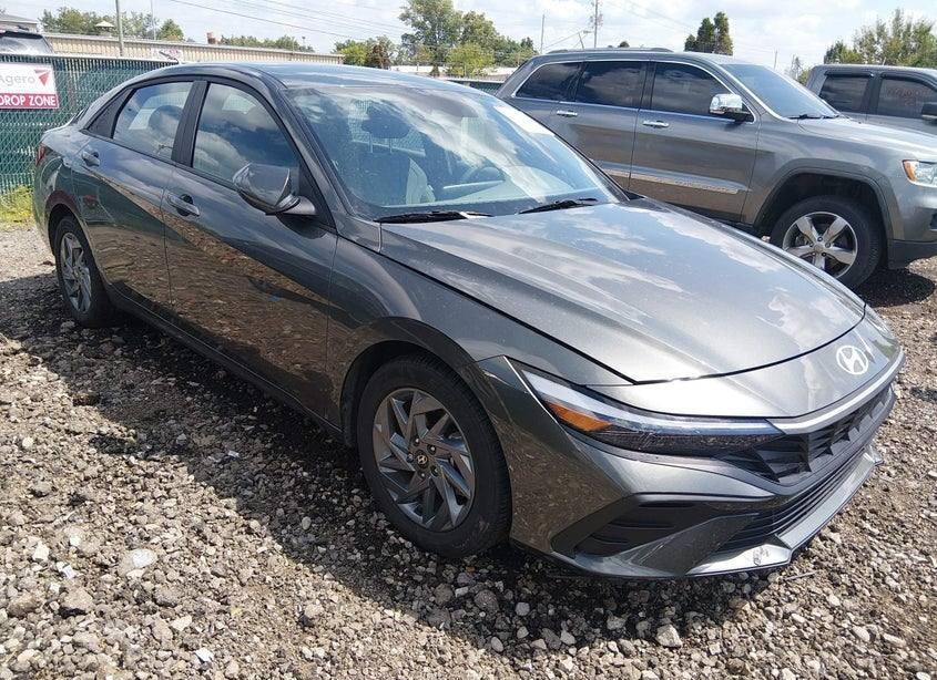 2024 Hyundai Elantra Sel