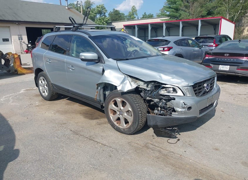 2013 Volvo XC60 3.2/3.2 Platinum/3.2 Premier/3.2 Premier Plus