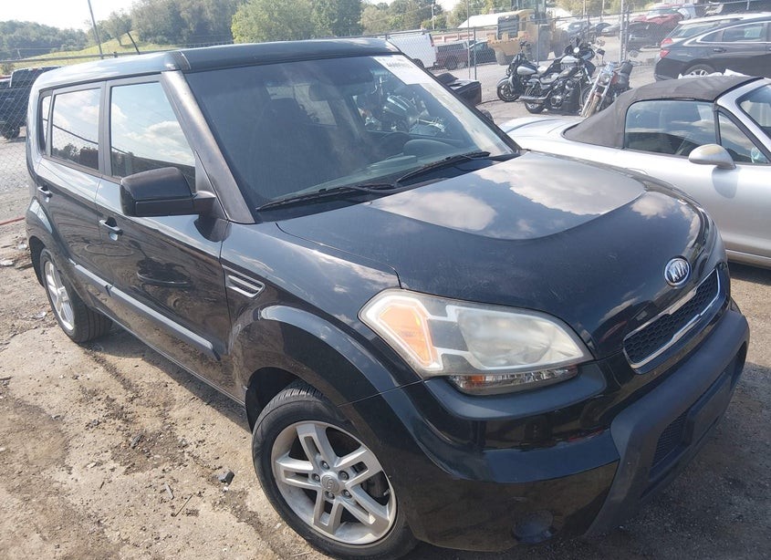 2011 Kia Soul +