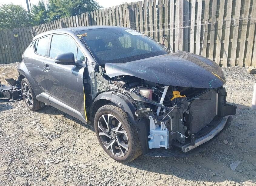 2021 Toyota C-HR Xle