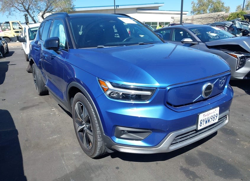 2021 Volvo XC40 Recharge Pure Electric P8