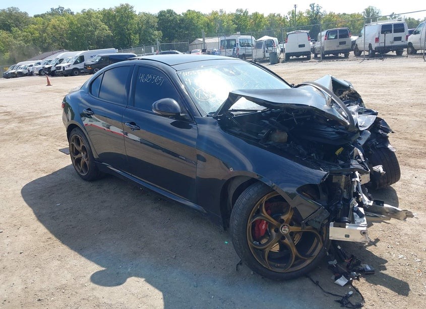 2017 Alfa Romeo Giulia Ti Rwd