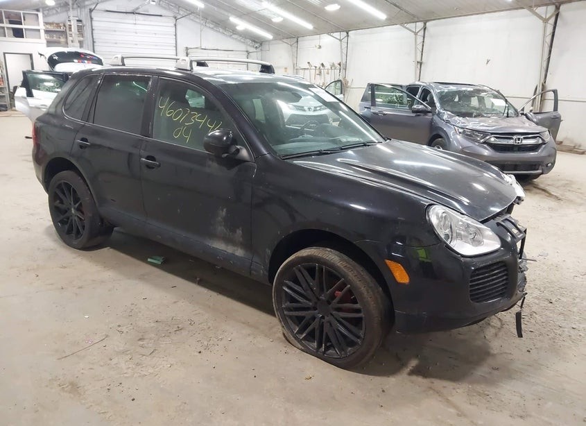 2004 Porsche Cayenne Turbo