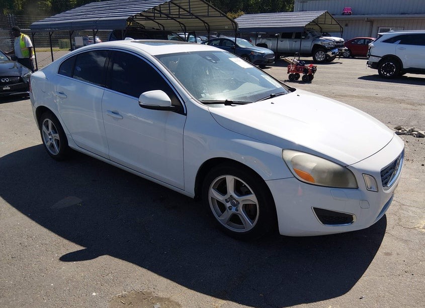 2013 Volvo S60 T5/T5 Platinum/T5 Premier/T5 Premier Plus