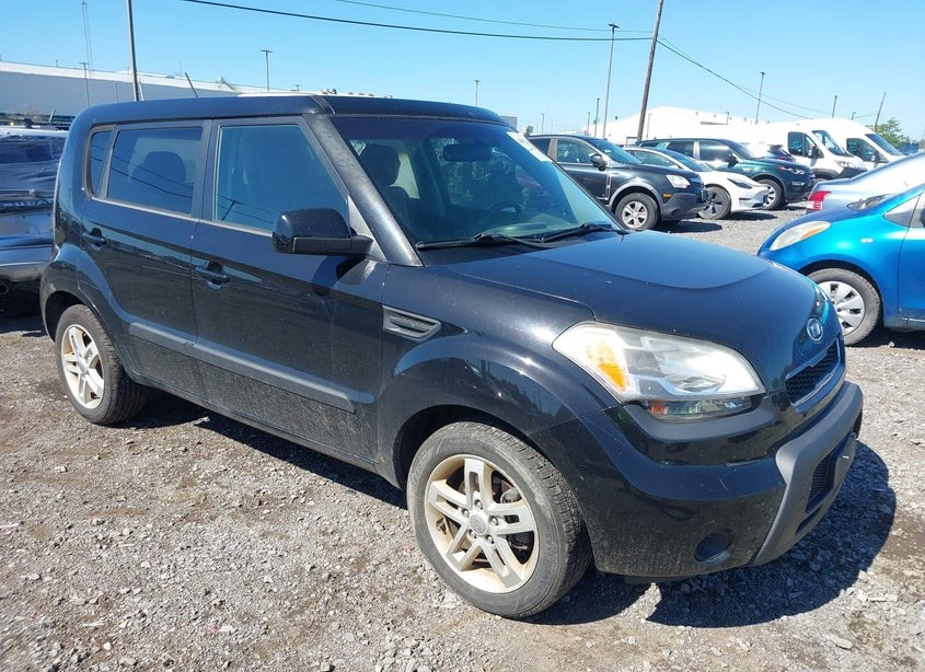 2011 Kia Soul +