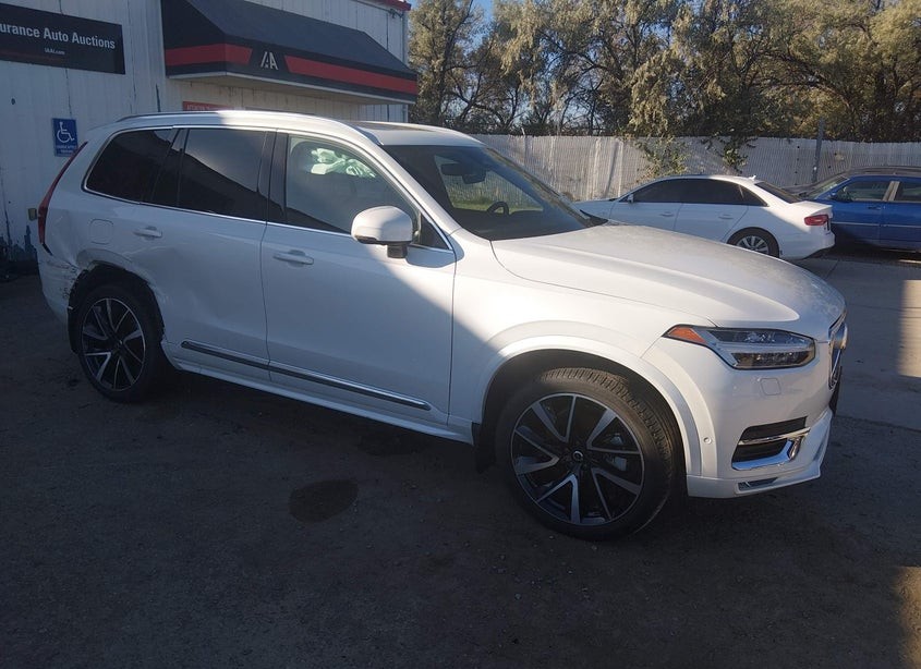 2024 Volvo XC90 B6 Ultimate Bright Theme 7-Seater