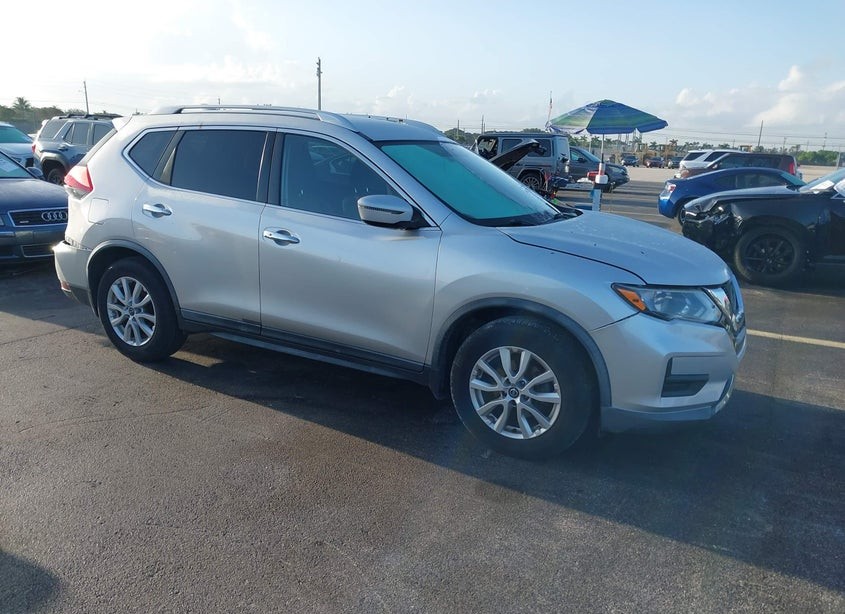 2017 Nissan Rogue Sv