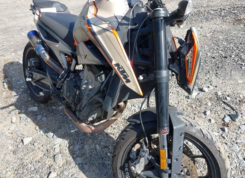 2023 KTM 790 adventure