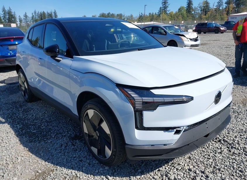 2026 Volvo EX30 Plus Twin Motor Performance, Fully Electric