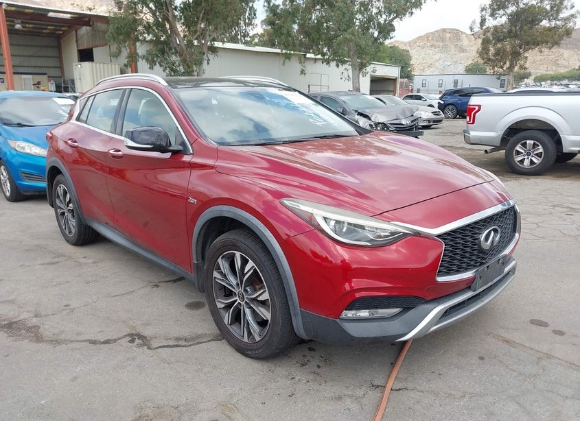 2018 Infiniti QX30 Premium