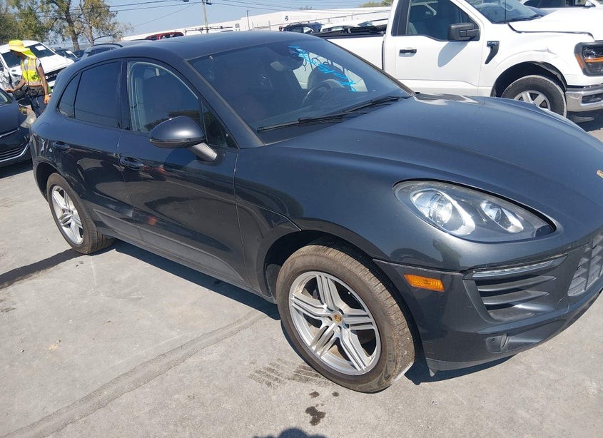 2017 Porsche Macan
