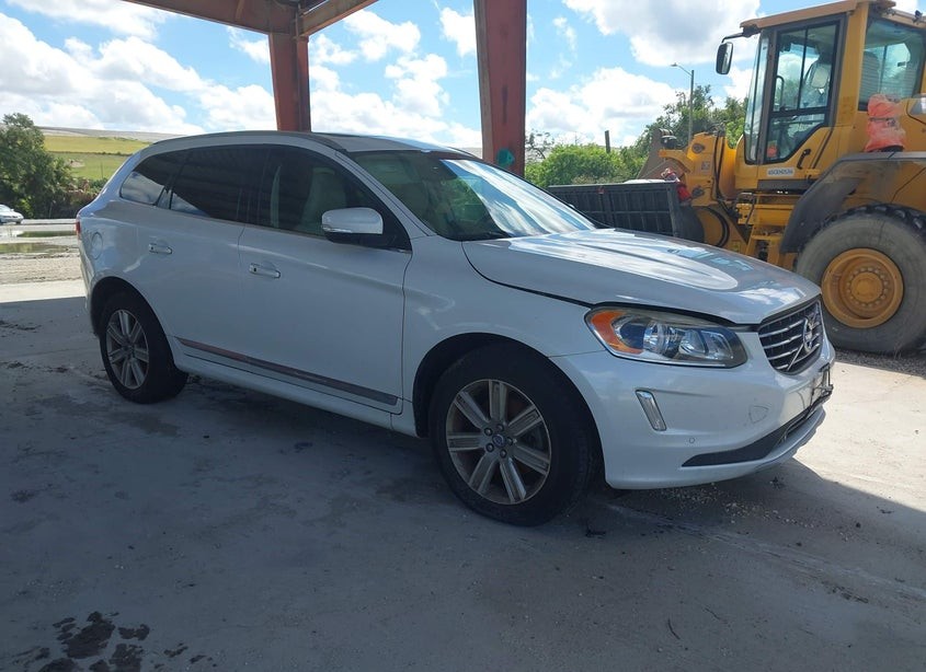 2016 Volvo XC60 T6 Drive-E
