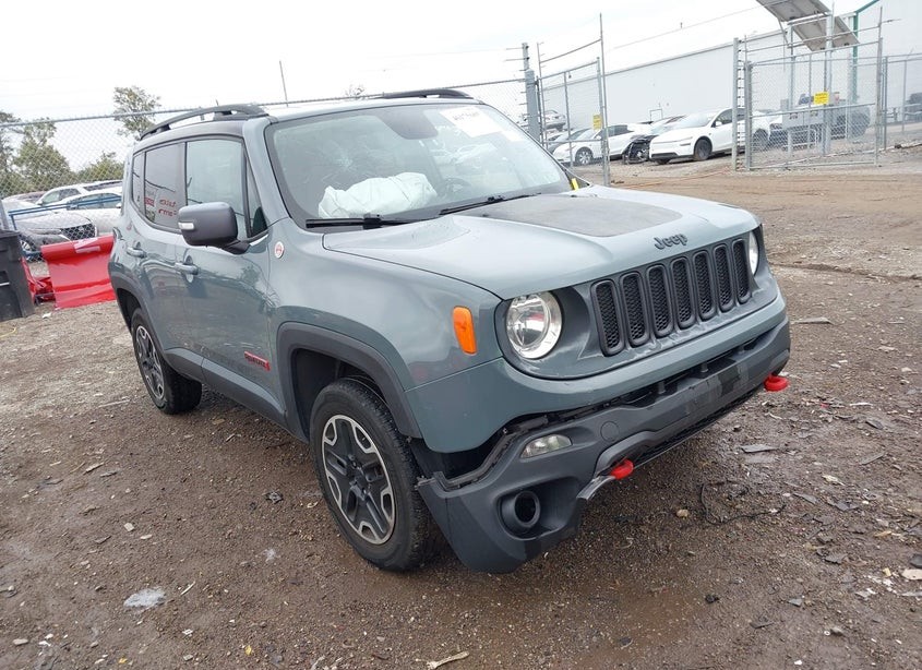 2016 Jeep Renegade Trailhawk