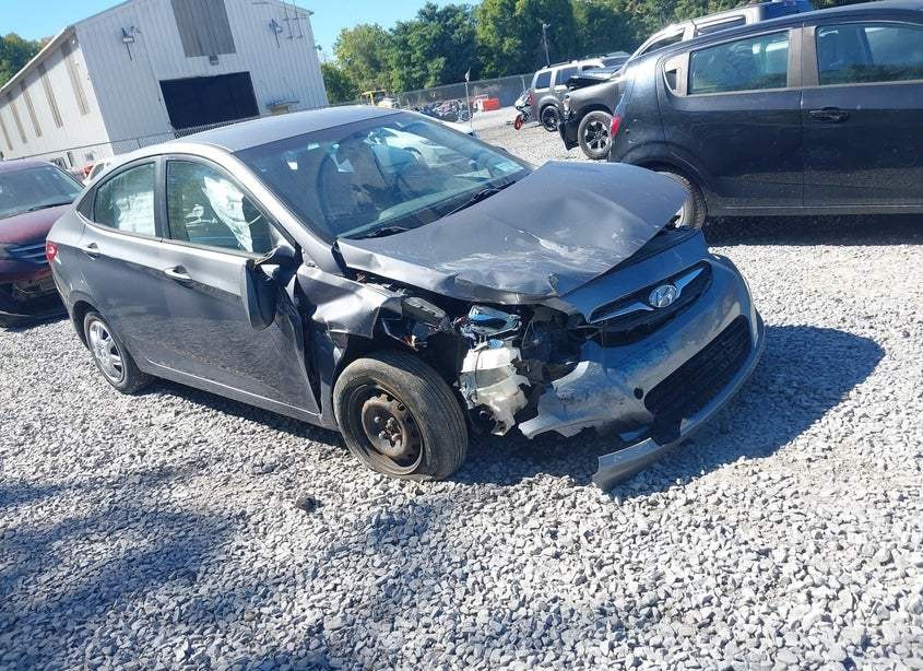 2013 Hyundai Accent Gls
