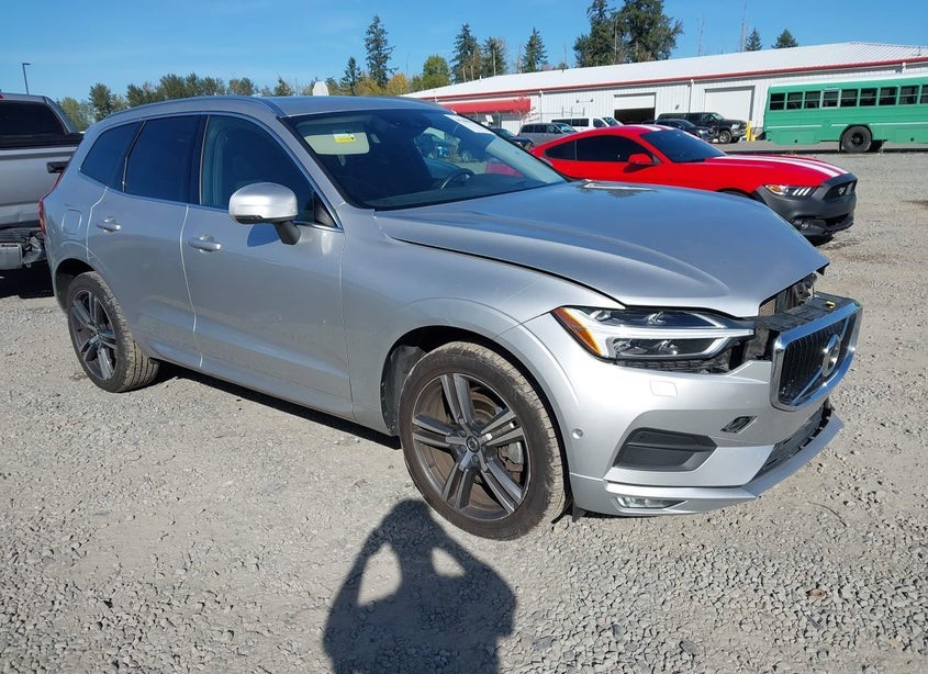 2018 Volvo XC60 T6 Momentum