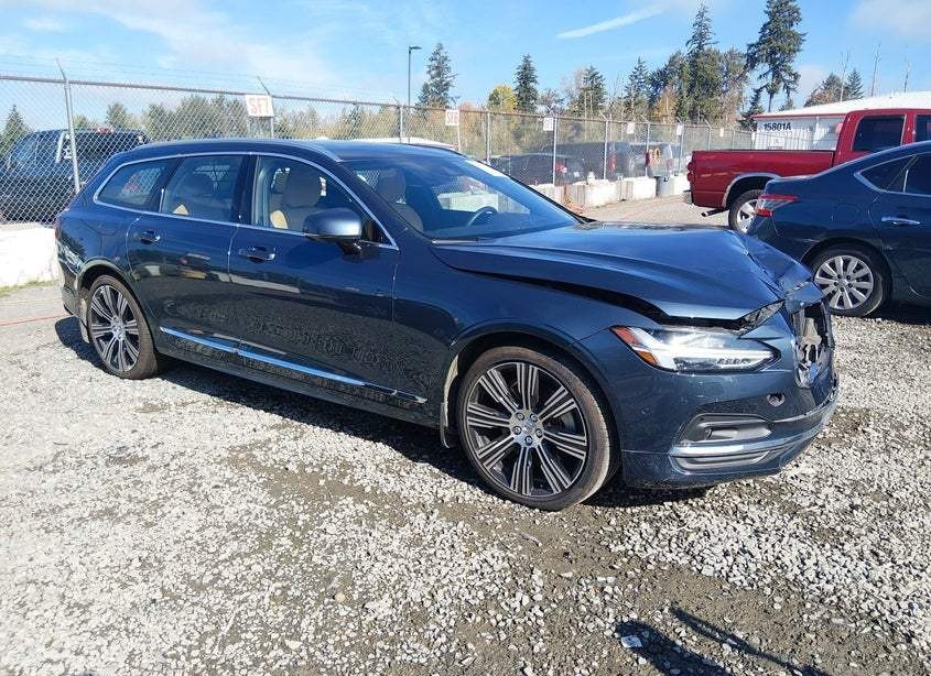 2021 Volvo V90 T6 Inscription