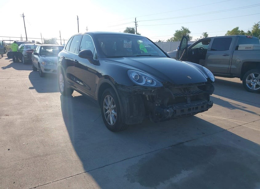 2014 Porsche Cayenne Platinum Edition