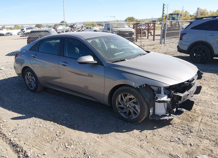 2024 Hyundai Elantra Sel