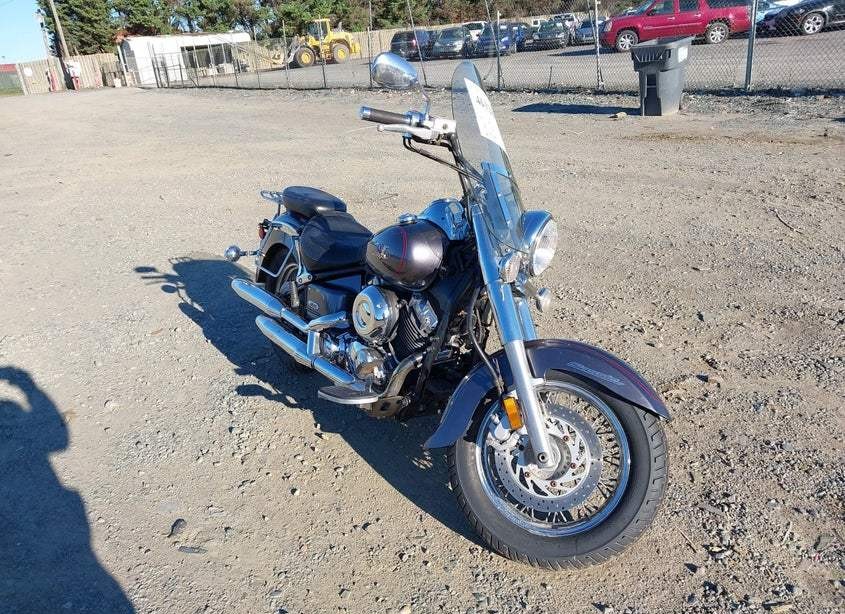 2005 Yamaha xv s65 A