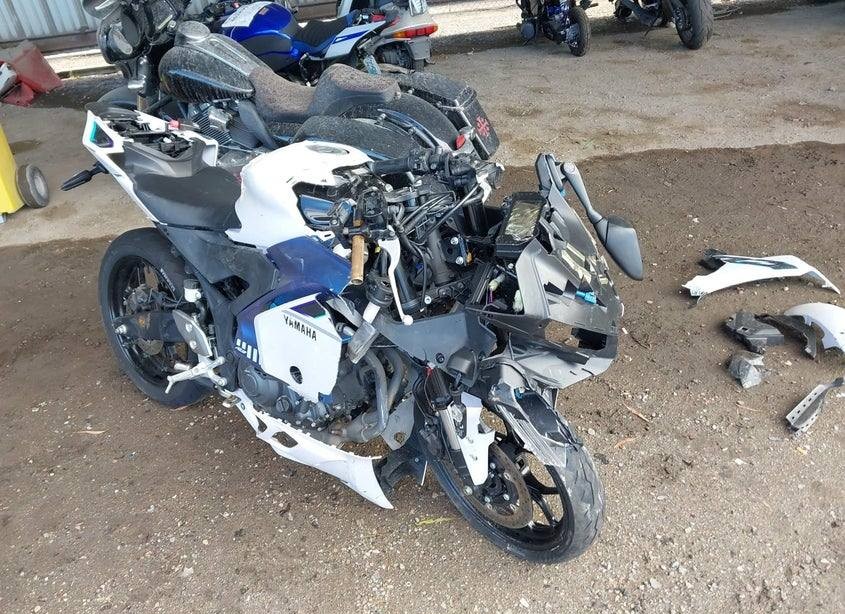 2025 Yamaha r3