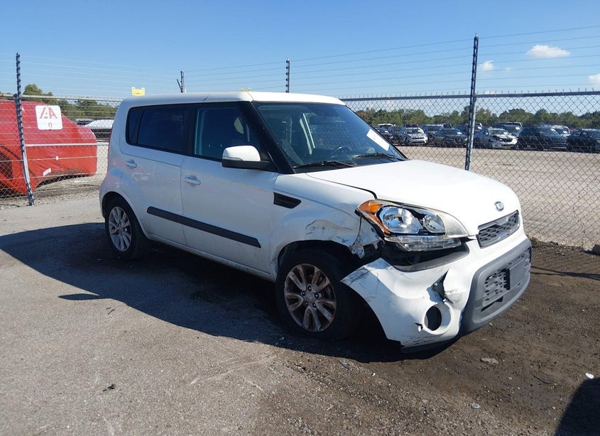 2013 Kia Soul +